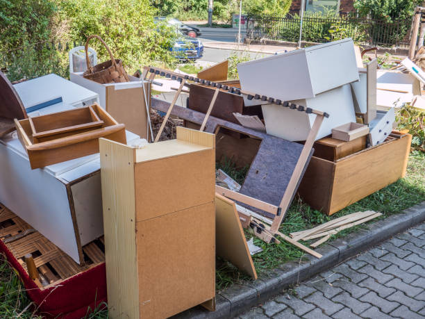 Best Professional Junk Removal  in Milbank, SD